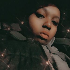 Meet your Posher, Lakeisha